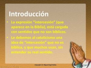 Intercesora en la Biblia: Un Vistazo Detallado a su Importante Rol Espiritual