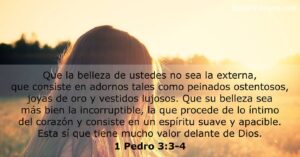 ¿Qué dice la Biblia de la Vestimenta en la Iglesia? Descubriendo las Directrices Bíblicas Sobre el Atuendo Religioso