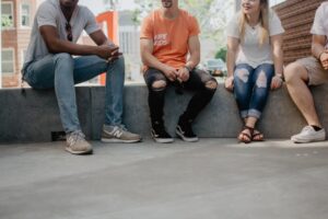 ¿Qué es Aguza en la Biblia? Desvelando el Significado de esta Palabra Bíblica