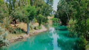 Río Jordán en la Biblia: Explorando Su Significado y Relevancia Espiritual