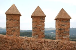 Significado de Almenas en la Biblia: Descifrando Símbolos Antiguos