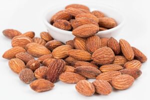 Significado de la Almendra en la Biblia: Revelando Sus Misterios y Simbolismos
