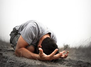 Temas de Arrepentimiento en la Biblia: Un Profundo Análisis Bíblico para el Cambio Espiritual