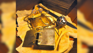 Urim en la Biblia: Descubriendo el Misterioso y Fascinante Uso de los Urim y Tumim